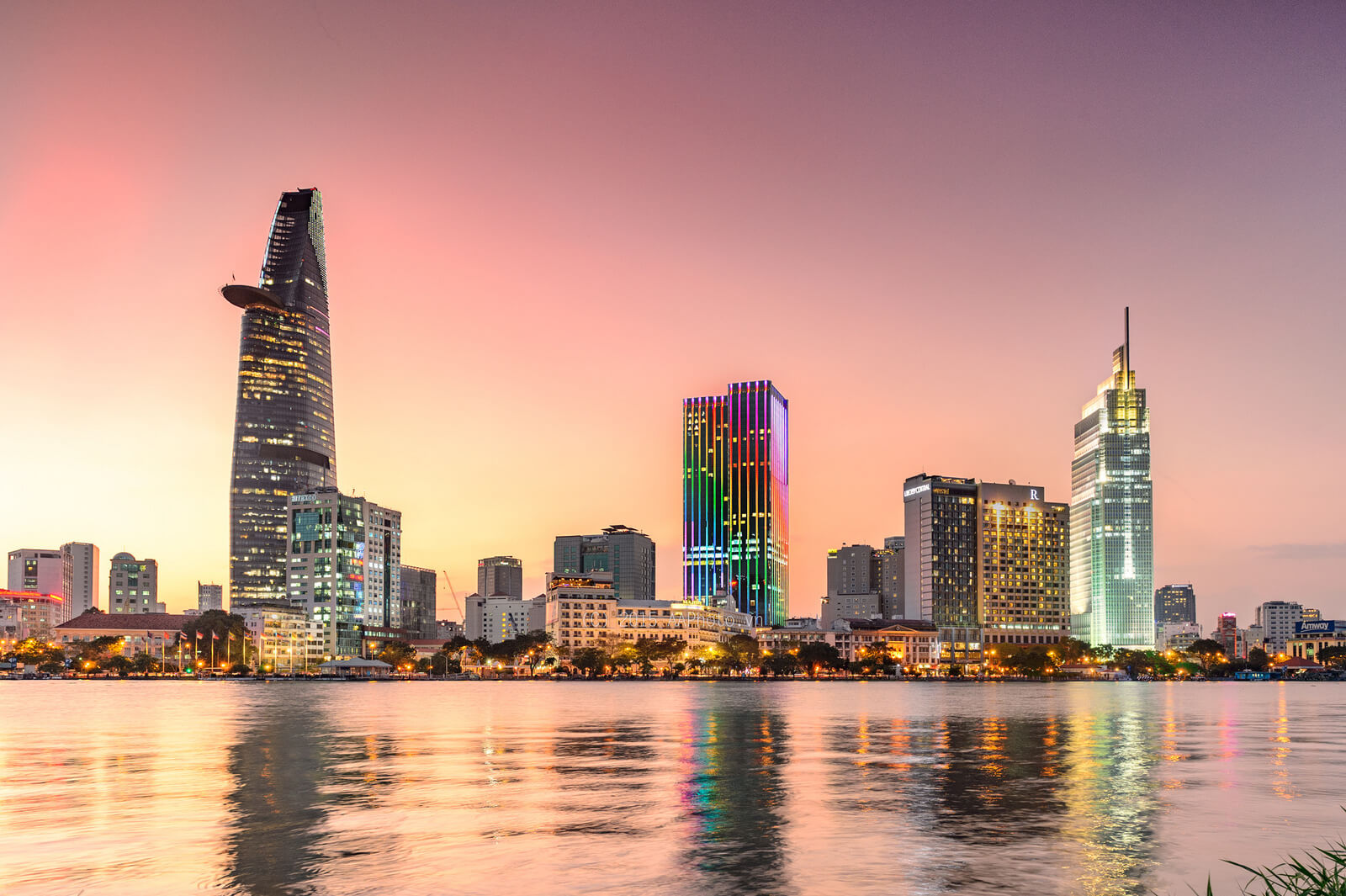 Đầu tư tại Việt Nam