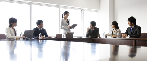 Đội ngũ chuyên gia đa lĩnh vực với kinh nghiệm chuyên sâu của ADAC